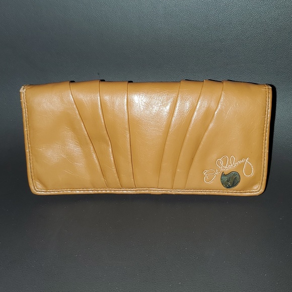Billabong Pleated Clutch Wallet - Picture 14 of 14